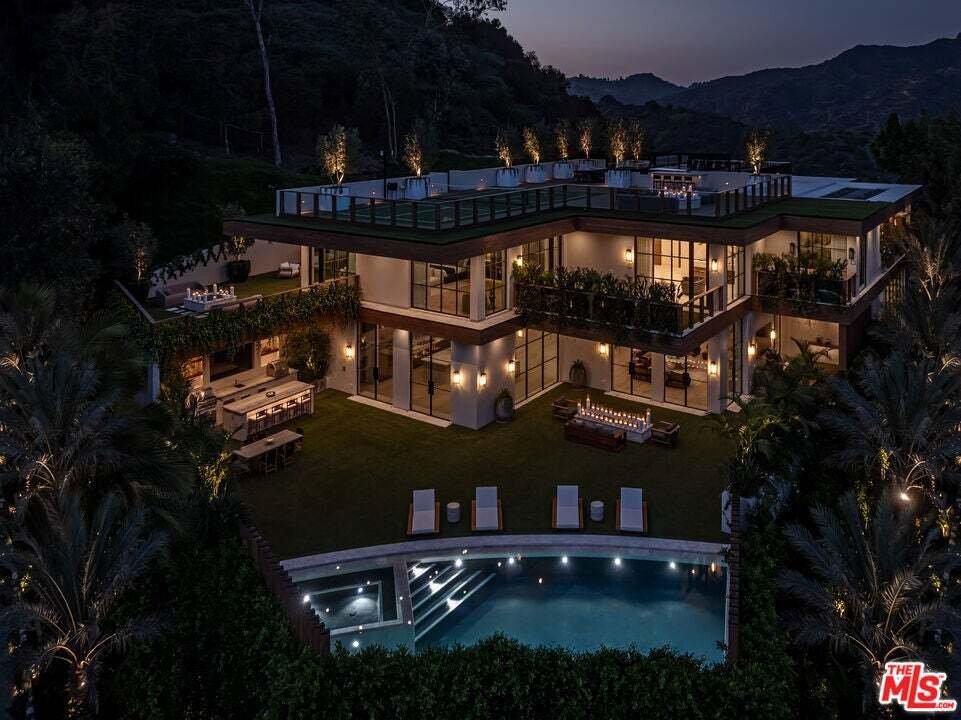 Casa en Beverly Hills, California, Estados Unidos 2 - 18832383