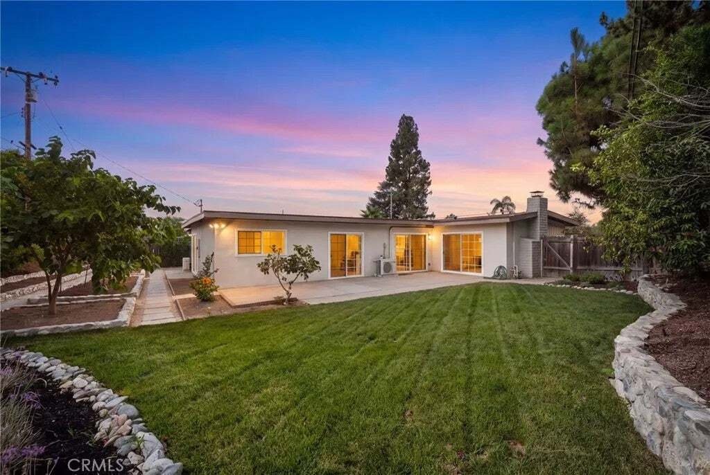 House in Claremont, California, United States 2 - 18772025