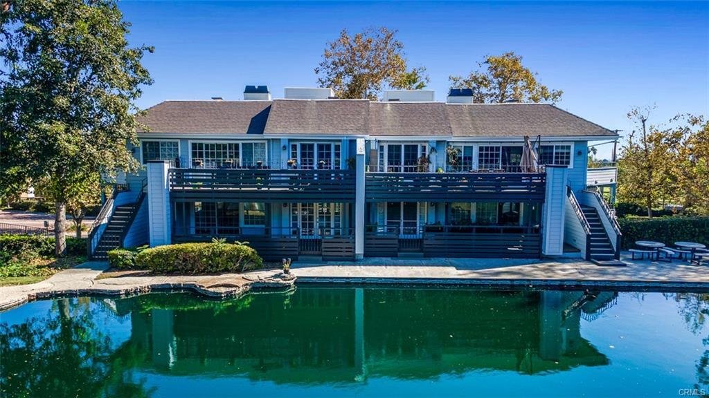 Condominio a Azusa, California, Stati Uniti 1 - 18831767