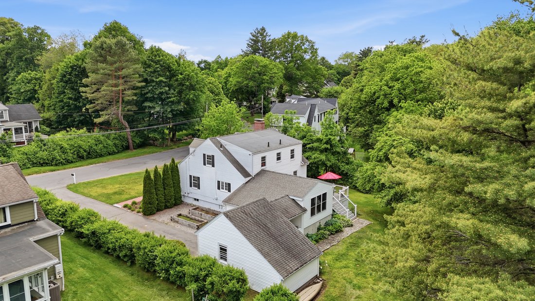 Casa a Concord, Massachusetts, Stati Uniti 2 - 18831654