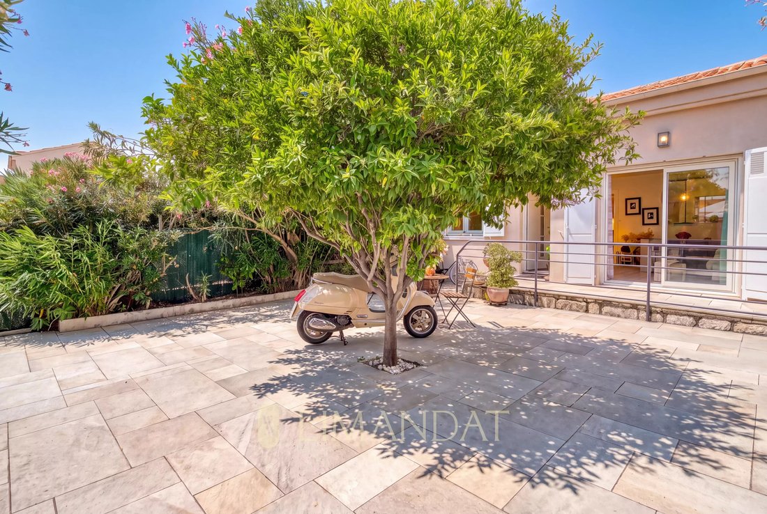 Villa in Val de Gorbio, Roquebrune-Cap-Martin, Frankreich 1 - 18834965