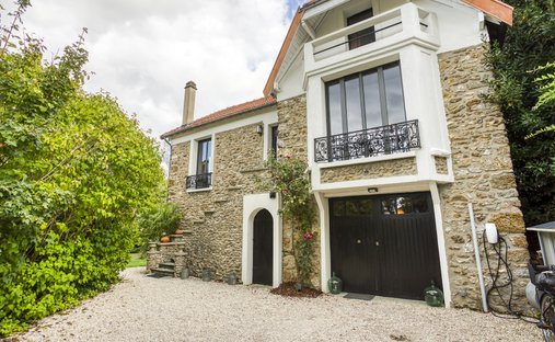 Casa en Mere, Isla de Francia, Francia 1