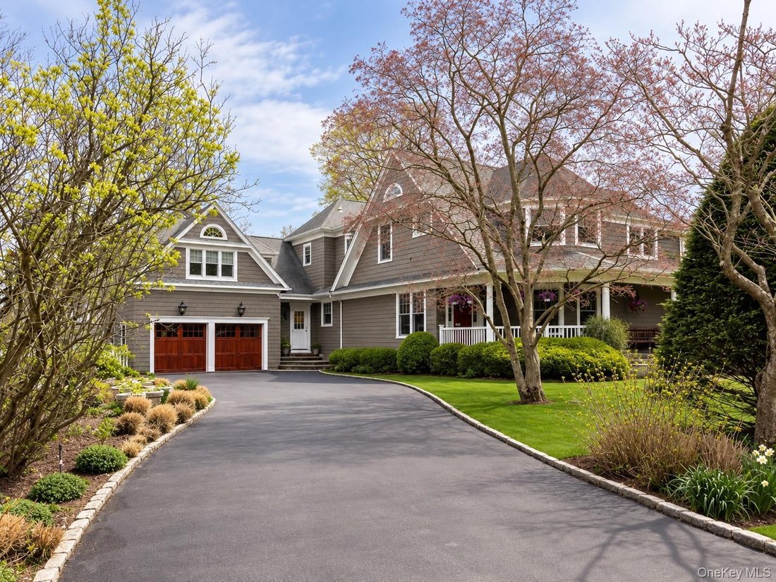House in Manhasset, New York, United States 2 - 17694486