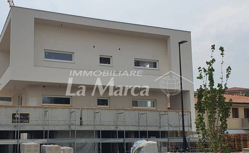 Apartment in Cathedral - Piazza dei Signori, Treviso, Italy 1