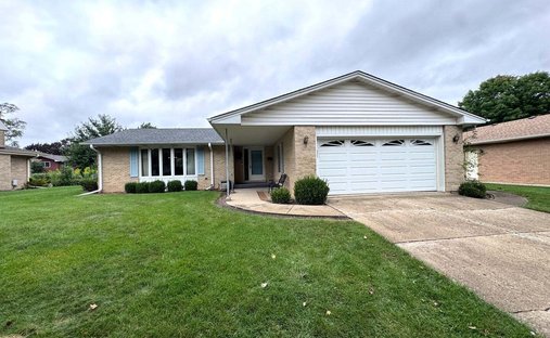House in Mount Prospect, Illinois, United States 1