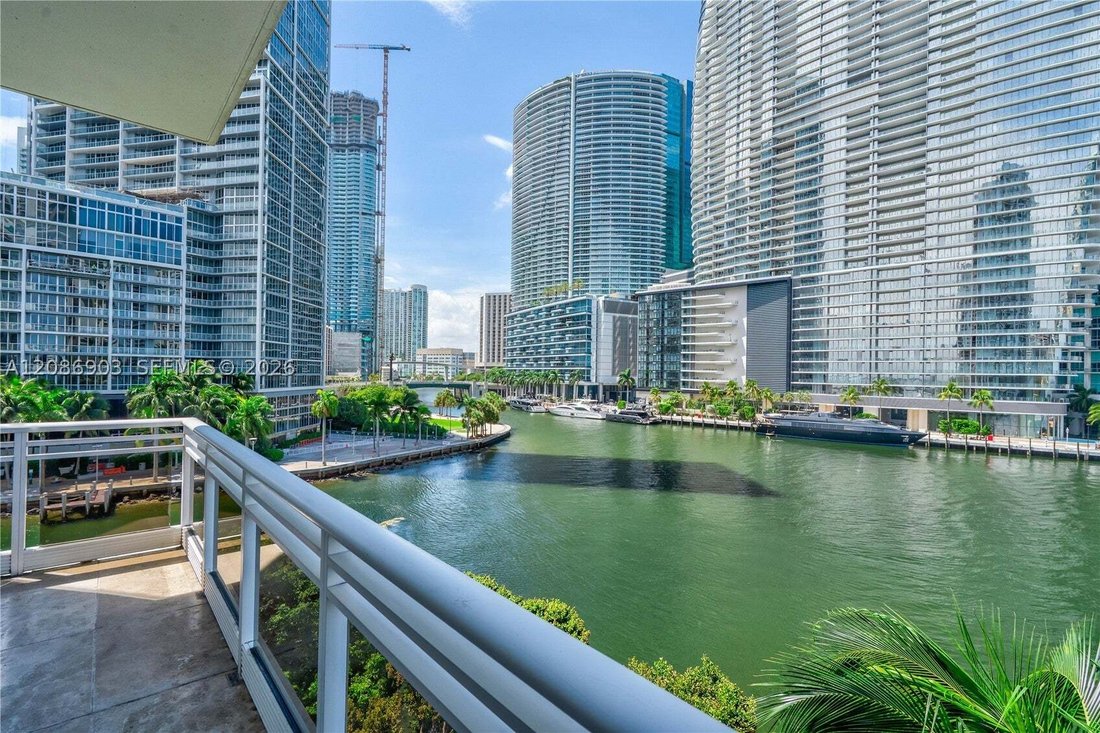 Condominio a Miami, Florida, Stati Uniti 1 - 18832755