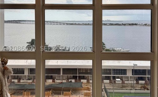 Condo in Miami, Florida, United States 1