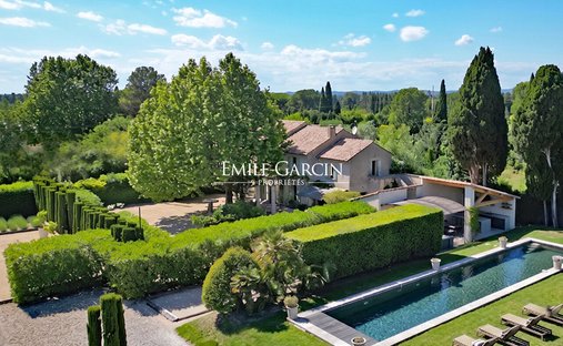 Villa in Saint-Rémy-de-Provence, Provence-Alpes-Côte d'Azur, France 1