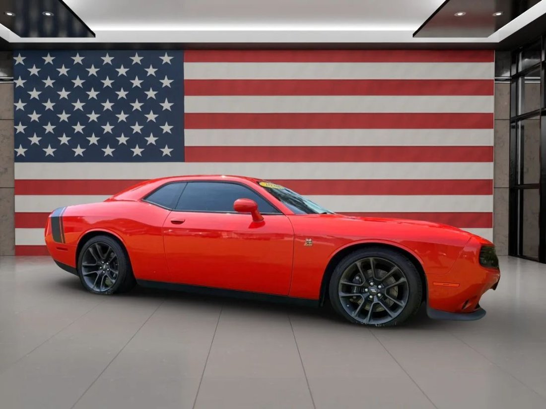 Coupe in Yorktown, VA, United States 1 - 18835431