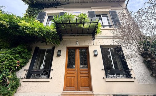 House in Basses Roches, Conflans-Sainte-Honorine, France 1