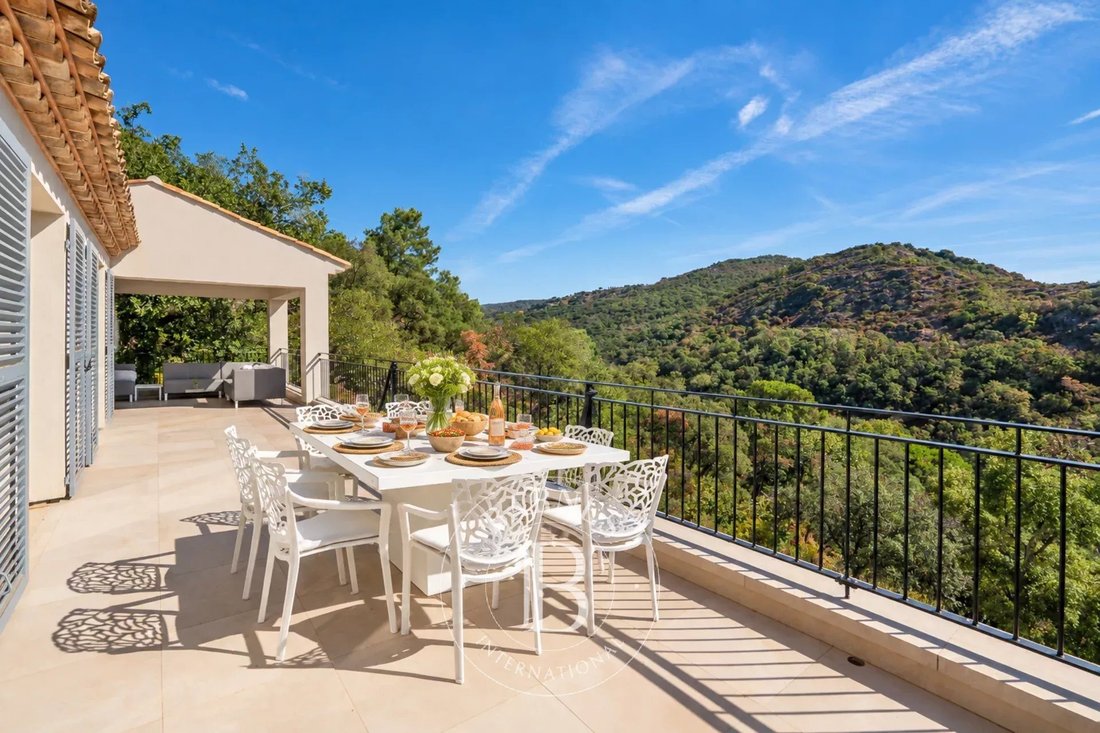 House in Grimaud, Provence-Alpes-Côte d'Azur, France 1 - 16496560
