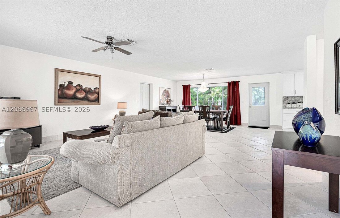 Maison à Deerfield Beach, Floride, États-Unis 3 - 18832764