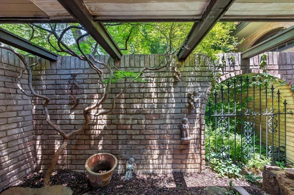 House in Fort Worth, Texas, United States 4 - 18834232