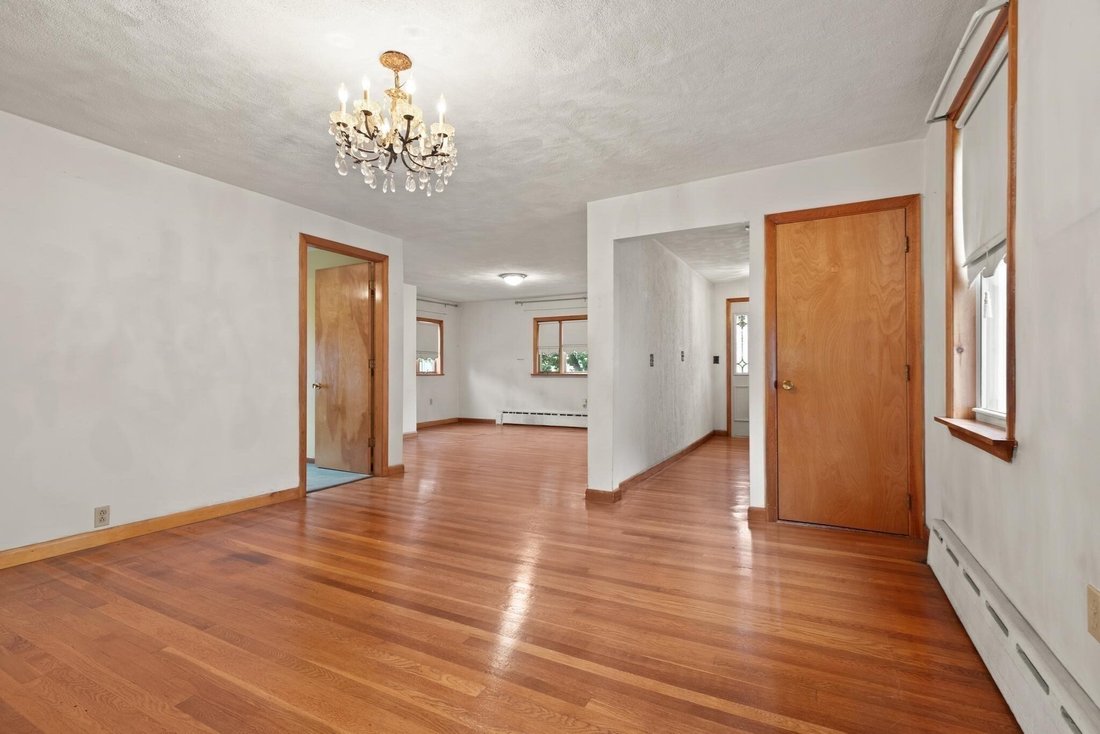 House in Medford, Massachusetts, United States 4 - 18831766