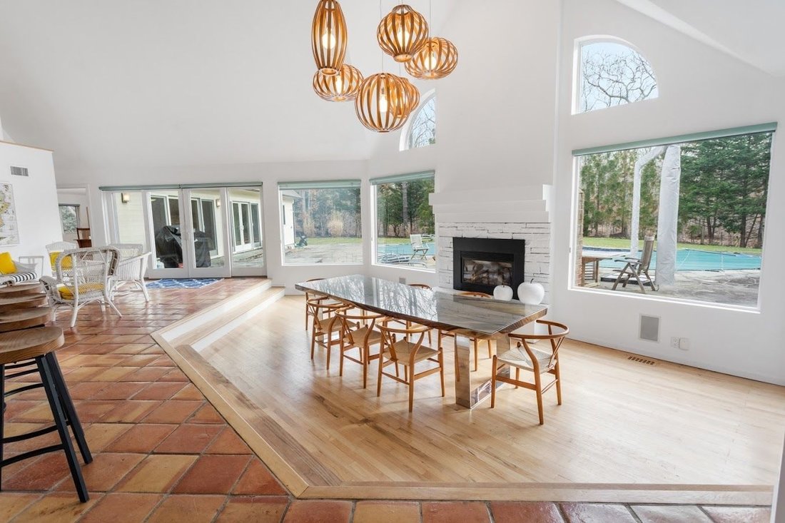House in East Hampton, New York, United States 3 - 18835108