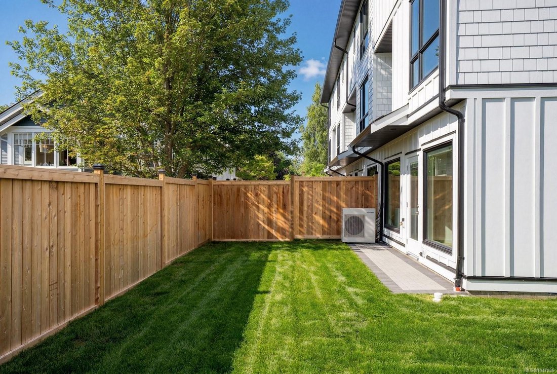 Townhouse in Oak Bay, British Columbia, Canada 4 - 18834758