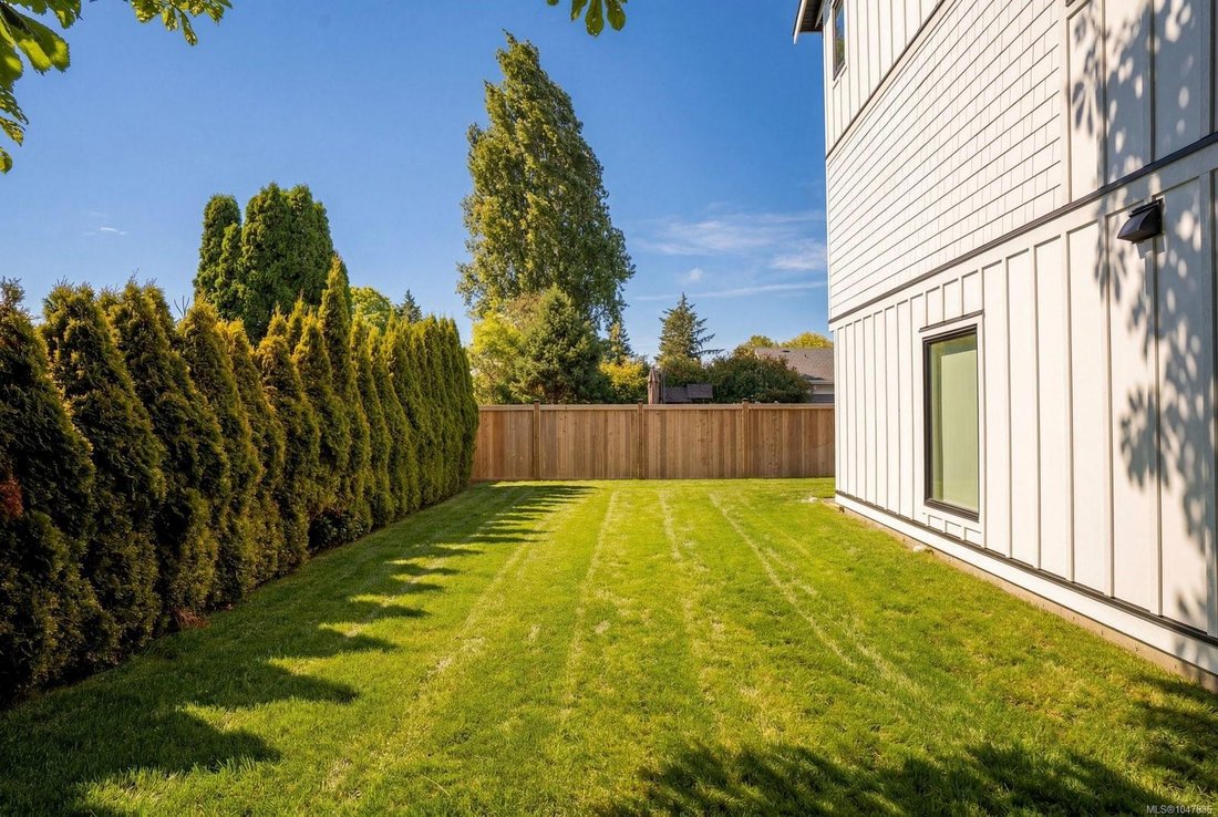 Townhouse in Oak Bay, British Columbia, Canada 5 - 18834758