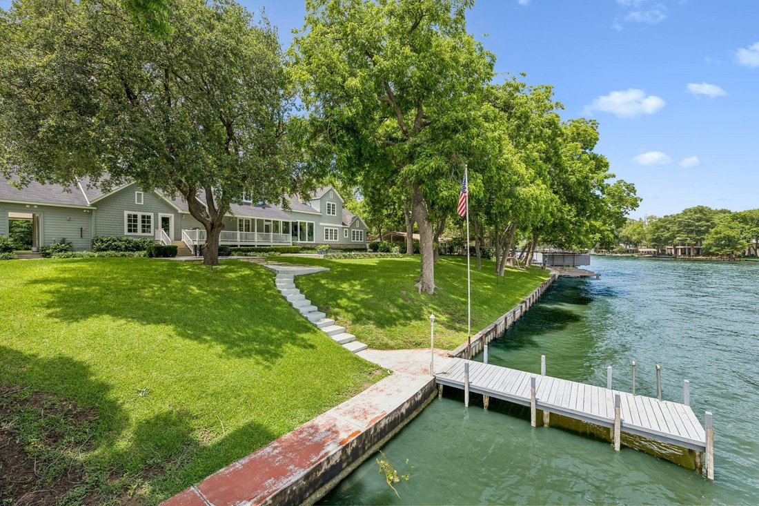 Casa a McQueeney, Texas, Stati Uniti 1 - 17366990