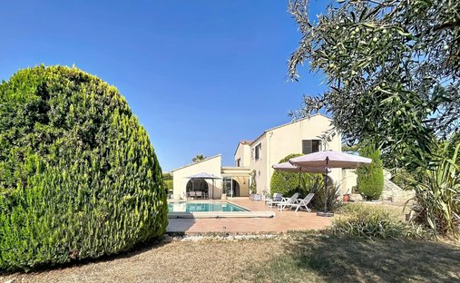 Villa à Val Fleuri-Les Gros Buaux, Cagnes-sur-Mer, France 1