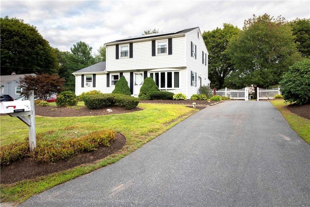 House in Cumberland, Rhode Island, United States 1 - 18832407
