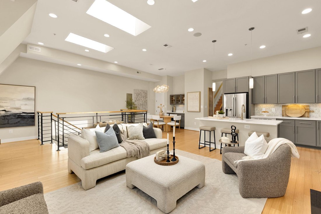 Condo in Washington, District of Columbia, United States 5 - 18678957