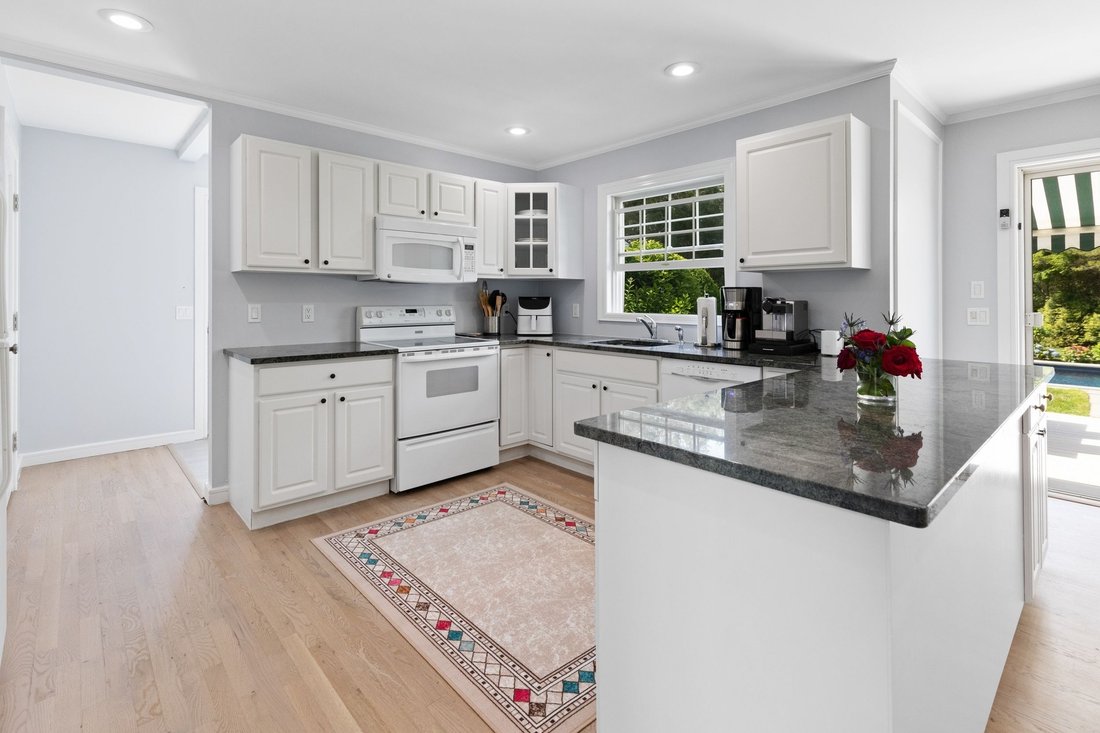 House in Southampton, New York, United States 4 - 18835176