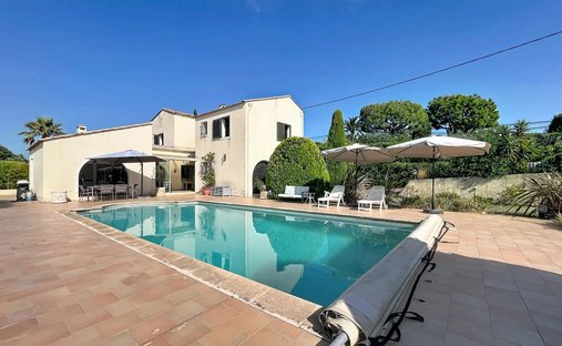 Villa in Val Fleuri-Les Gros Buaux, Cagnes-sur-Mer, Frankreich 1