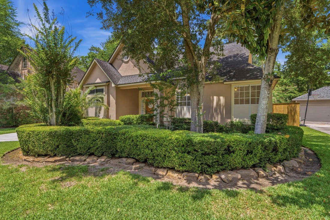 House in The Woodlands, Texas, United States 3 - 18834037