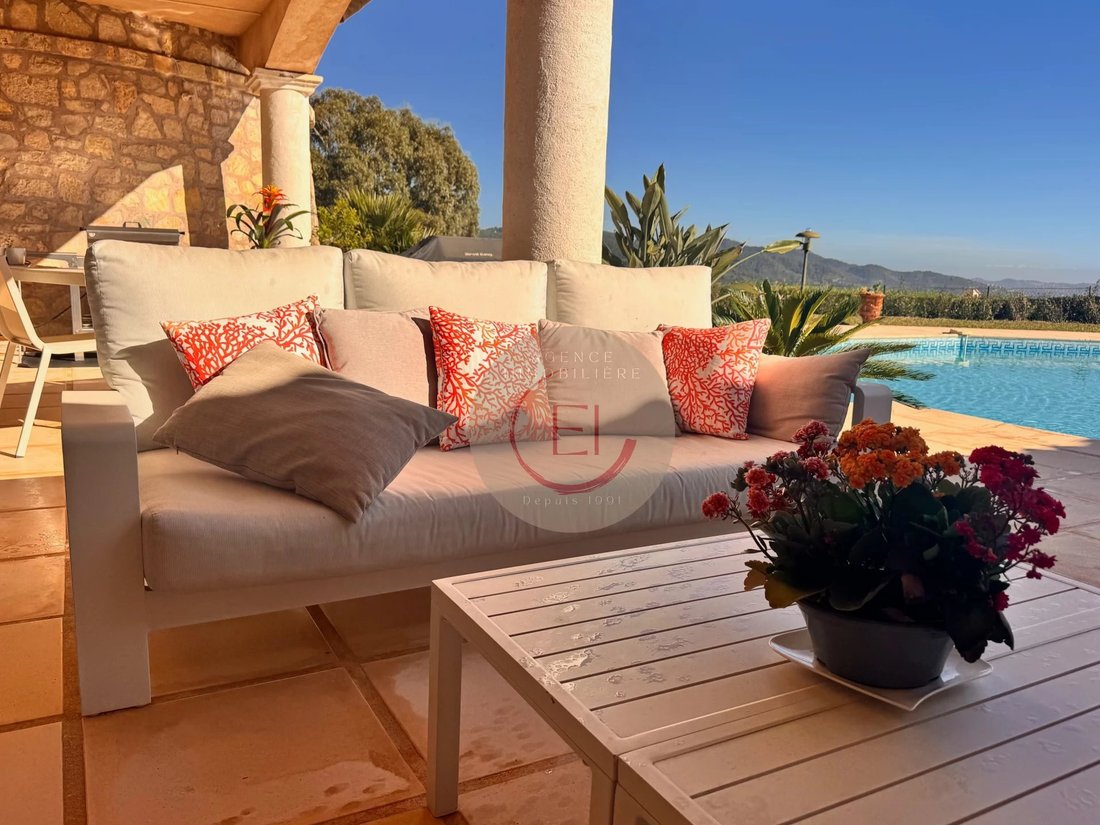 Estate in Les Adrets-de-l'Estérel, Provence-Alpes-Côte d'Azur, France 5 - 16480489