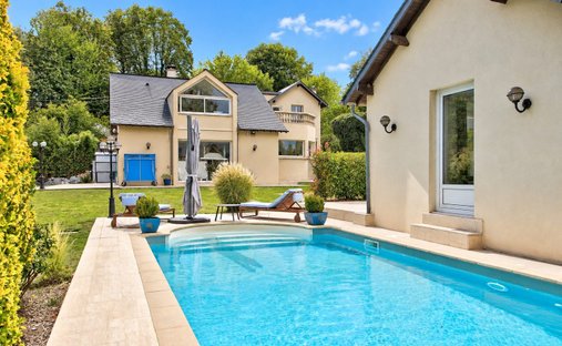 House in Centre Ville, Rueil-Malmaison, France 1