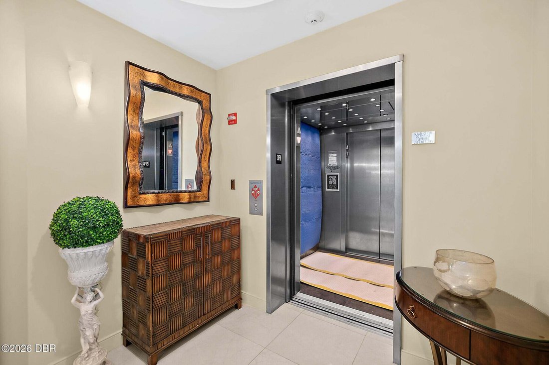 Condo in Daytona Beach, Florida, United States 2 - 18832024