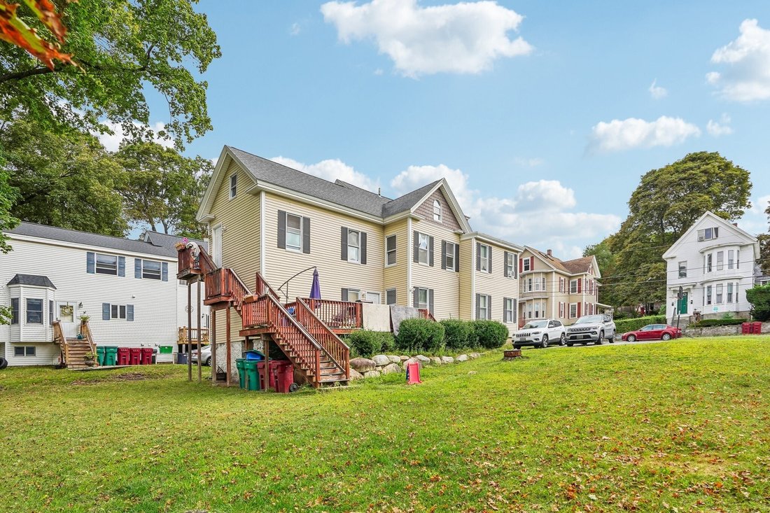 House in Lowell, Massachusetts, United States 3 - 18831765