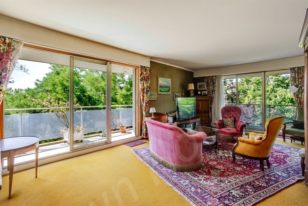 Apartamento en Côte Saint Louis, Garches, Francia 5 - 18834861