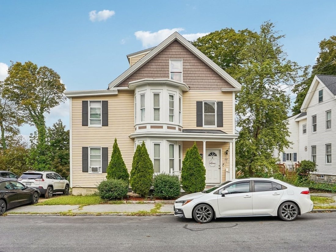 House in Lowell, Massachusetts, United States 1 - 18831765