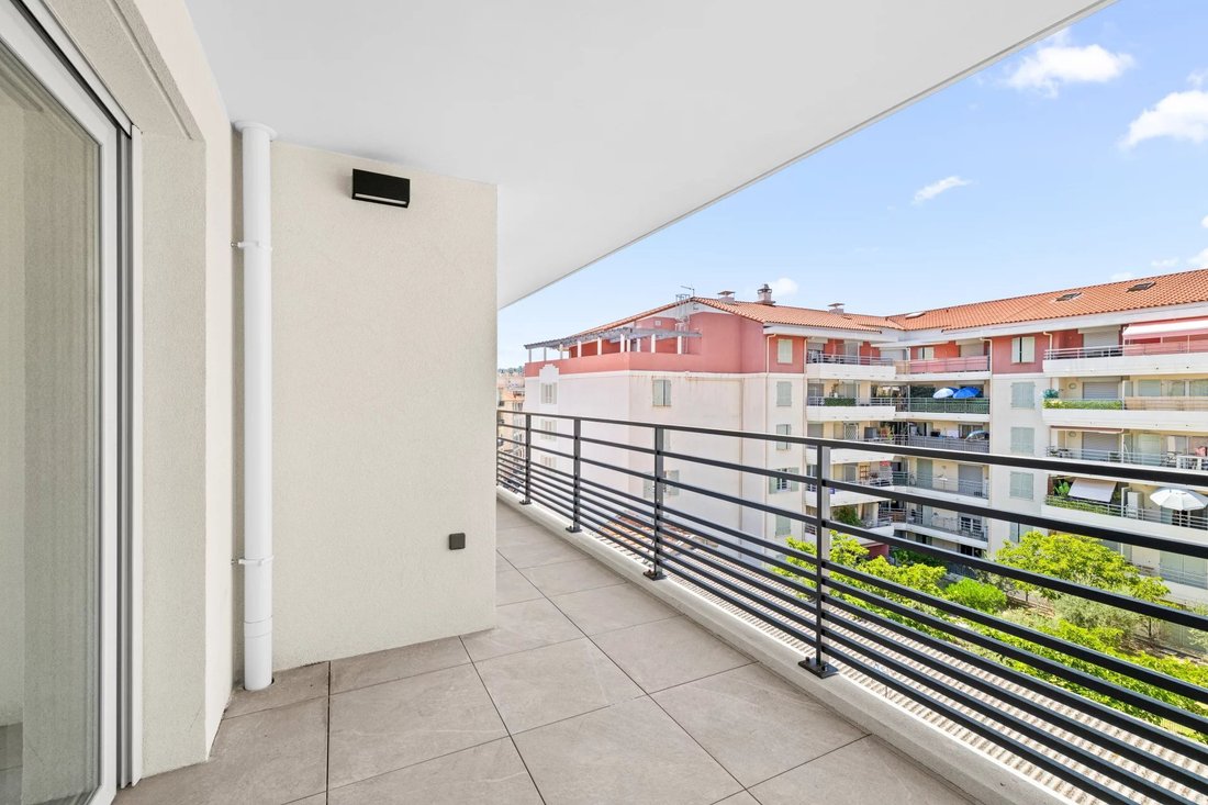 Apartamento en Niza, Provenza-Alpes-Costa Azul, Francia 1 - 18831176
