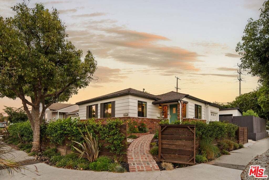House in Los Angeles, California, United States 2 - 18832356