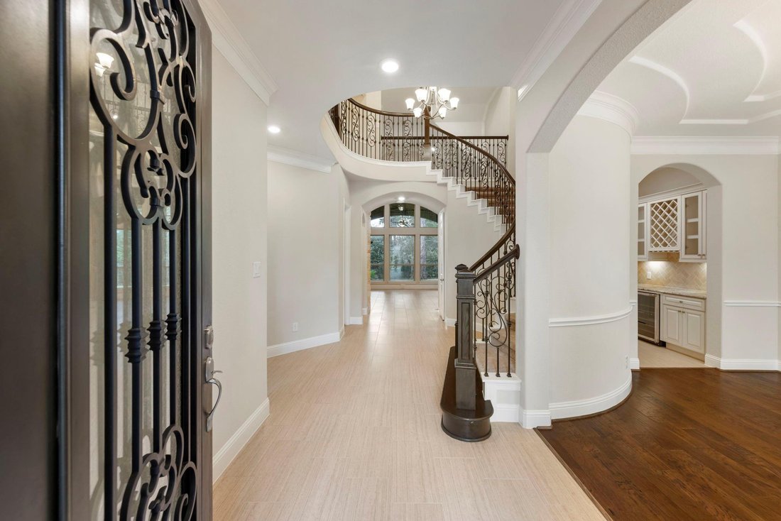 House in Pinehurst, Texas, United States 3 - 18834105