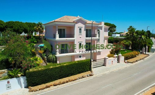 Villa in Vilamoura, Quarteira, Algarve 1