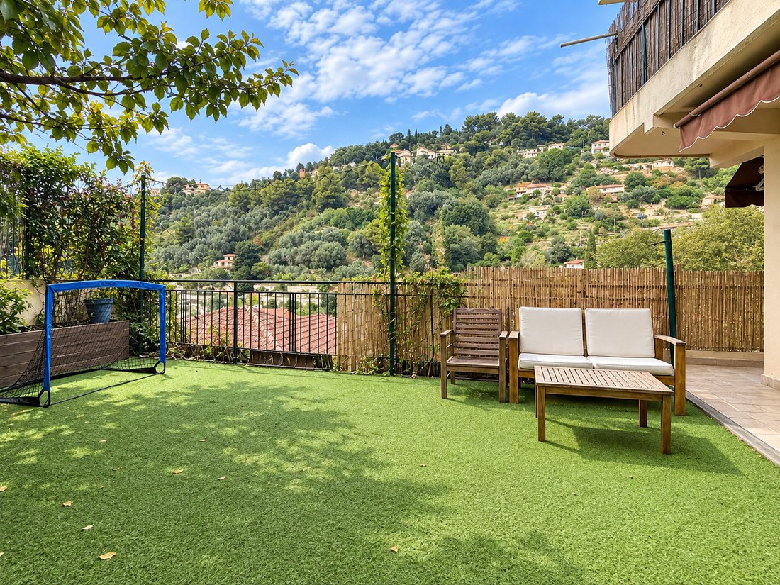 Appartement à Menton, Provence-Alpes-Côte d'Azur, France 2 - 18831548