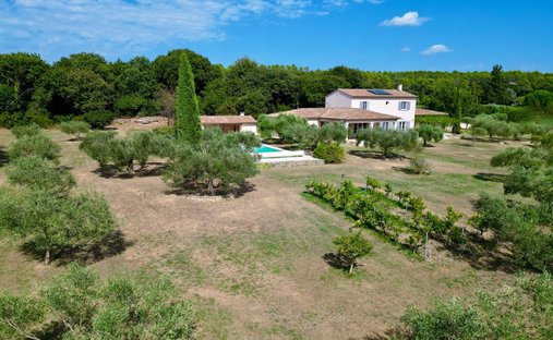 Maison à Uzès, Occitanie, France 1