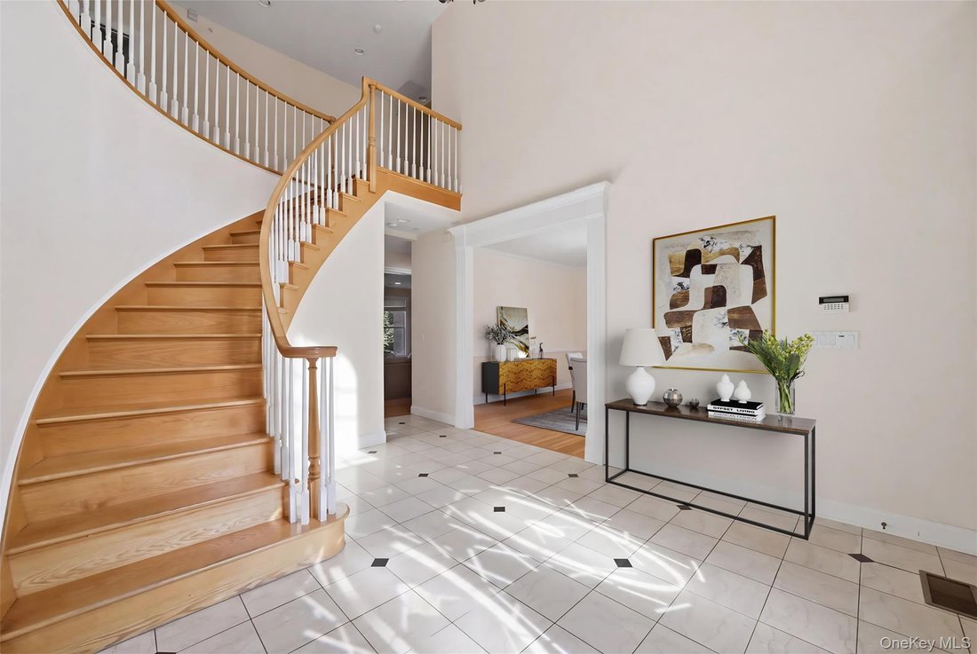 House in Harrison, New York, United States 2 - 18122034