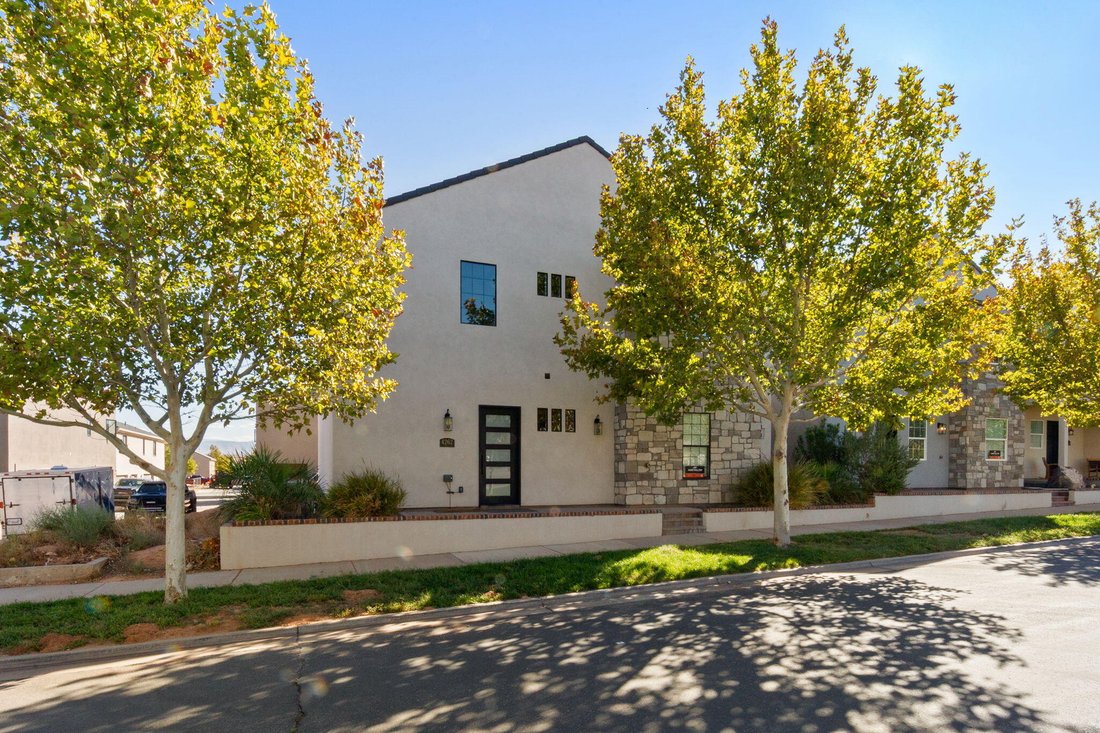 House in Hurricane, Utah, United States 1 - 18832060