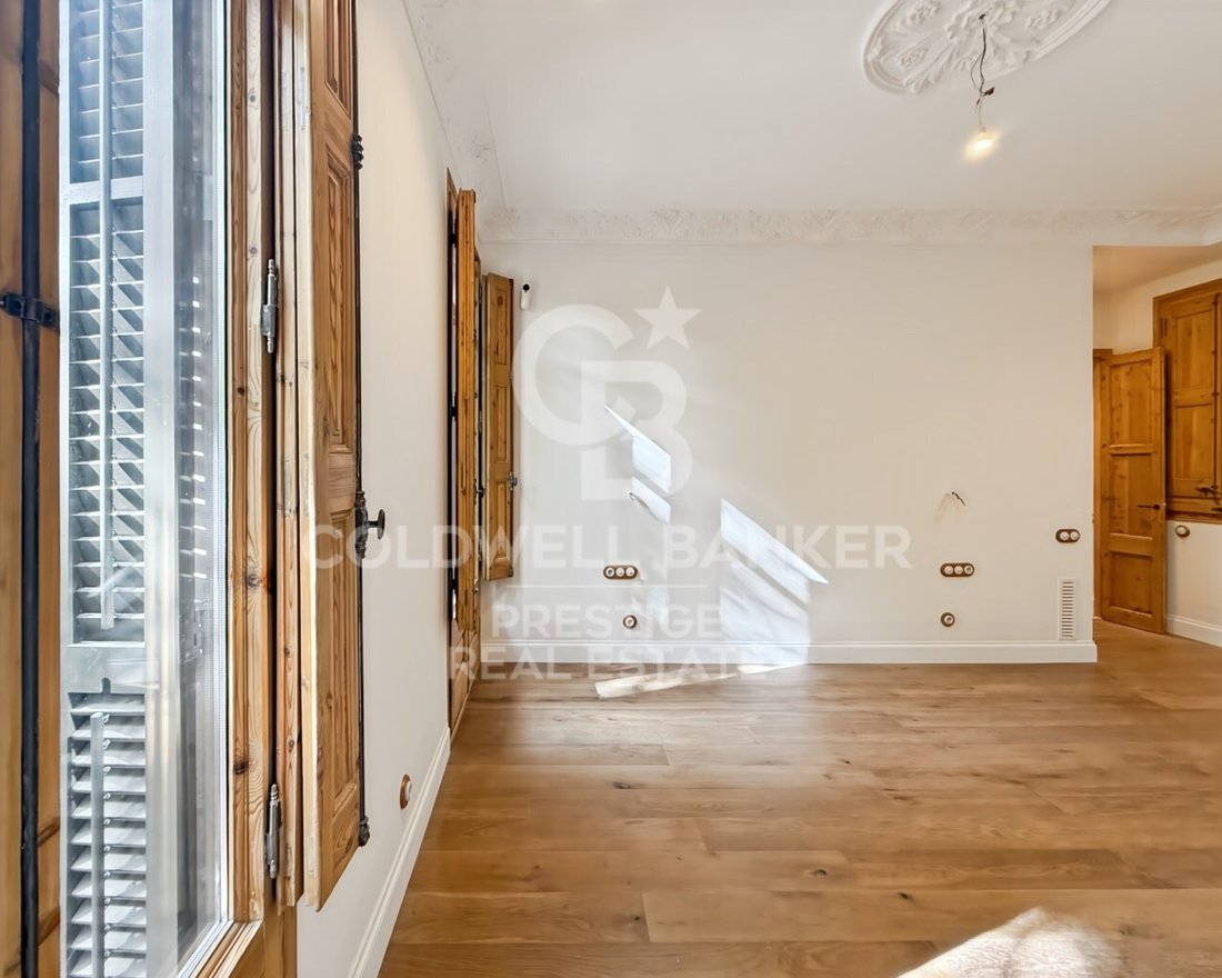 Apartment in Eixample, Barcelona, Spain 4 - 18011228