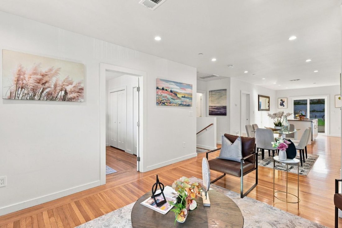 Townhouse in Colma, California, United States 5 - 18832884