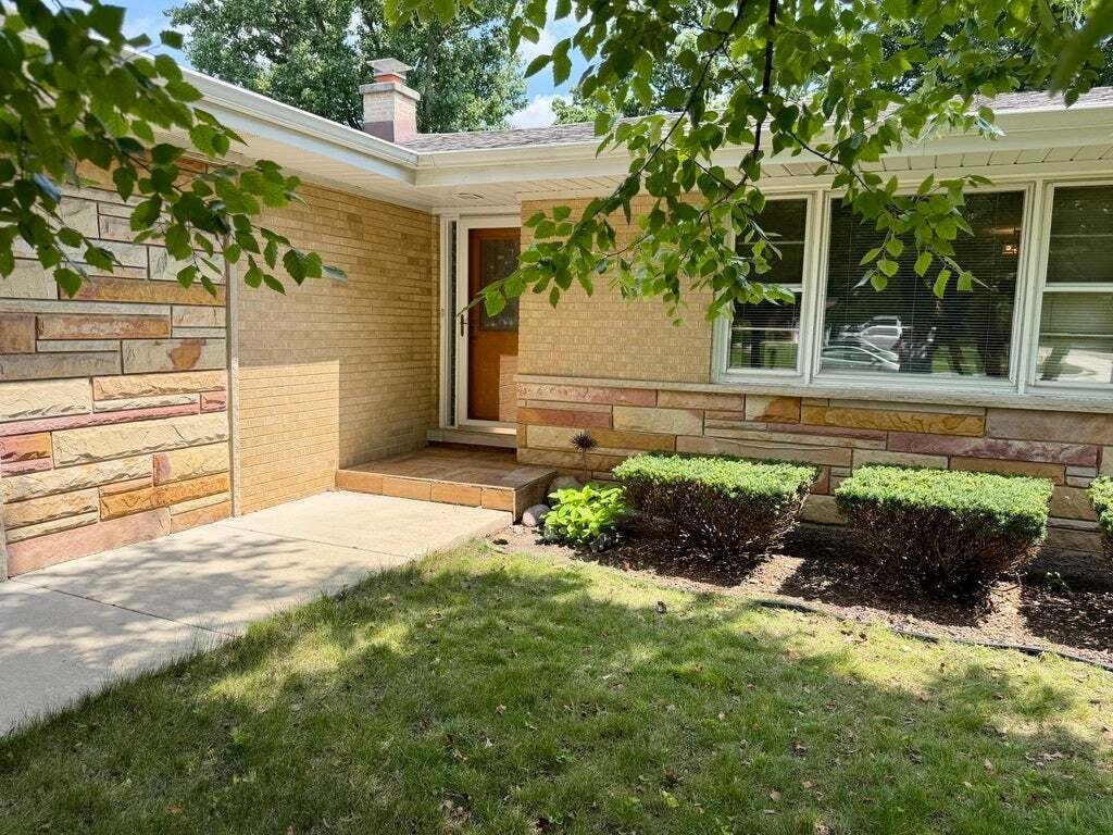 House in Wood Dale, Illinois, United States 3 - 18833914