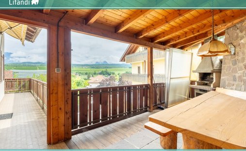 Apartment in Appiano Sulla Strada del Vino / Eppan an der Weinstraße, Trentino – Alto Adige/Südtirol, Italy 1