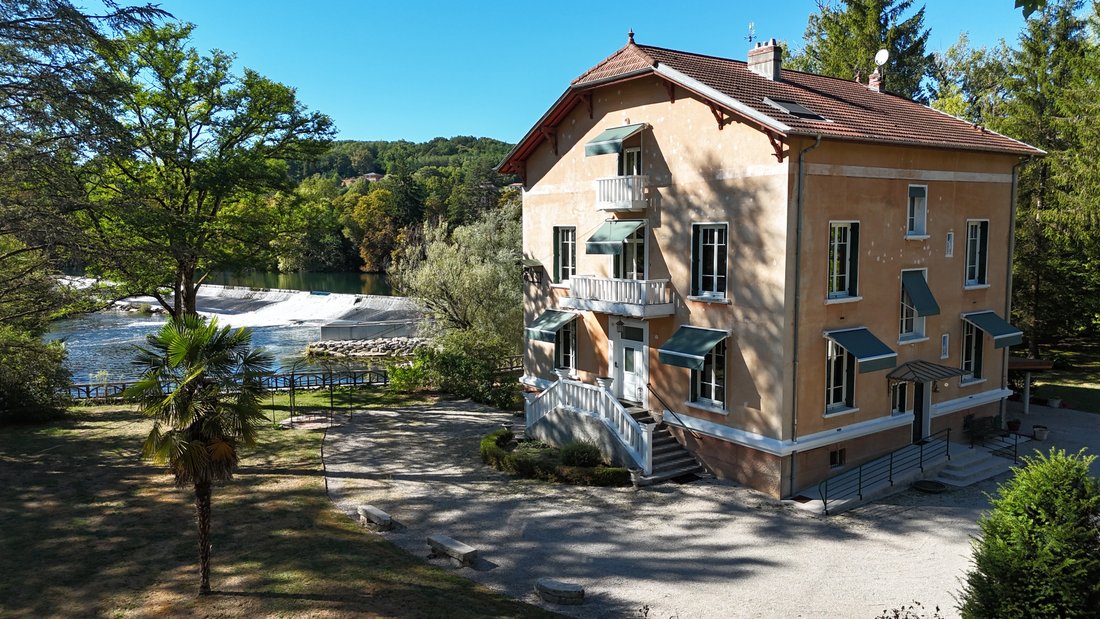 Castle in Neuville-sur-Ain, Auvergne-Rhône-Alpes, France 1 - 18834492