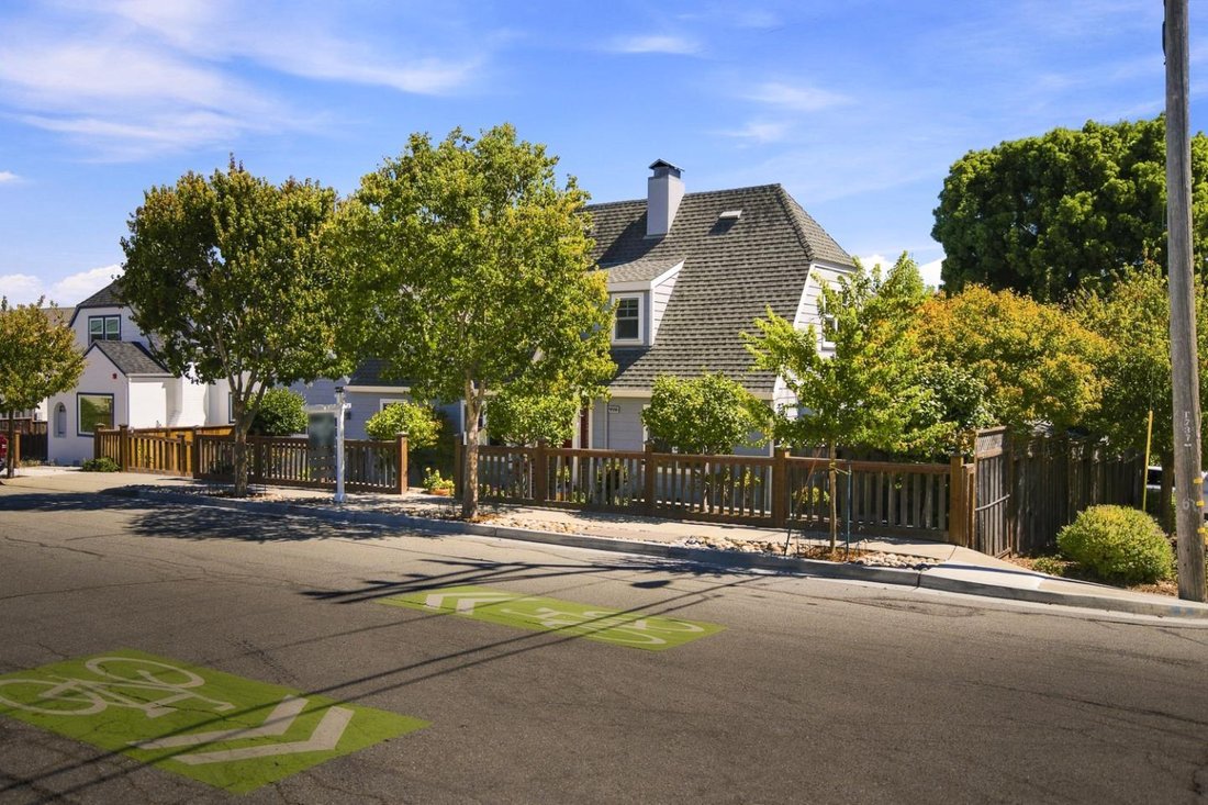 House in Millbrae, California, United States 3 - 18832964