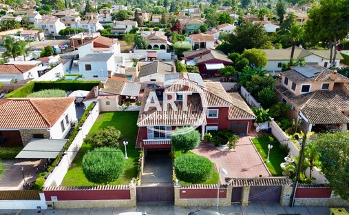 Chalet in l'Eliana, Valencian Community, Spain 1