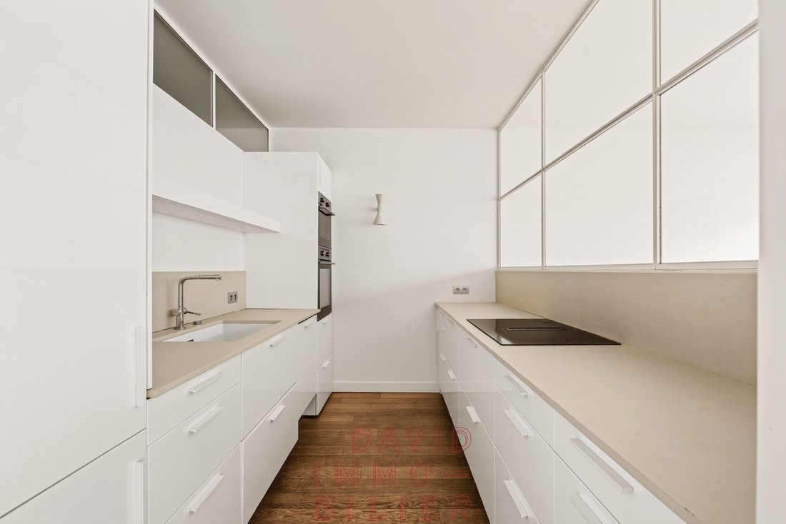 Apartment in Lorette-Martyrs, Paris 9e Arrondissement, Paris 3 - 18236461